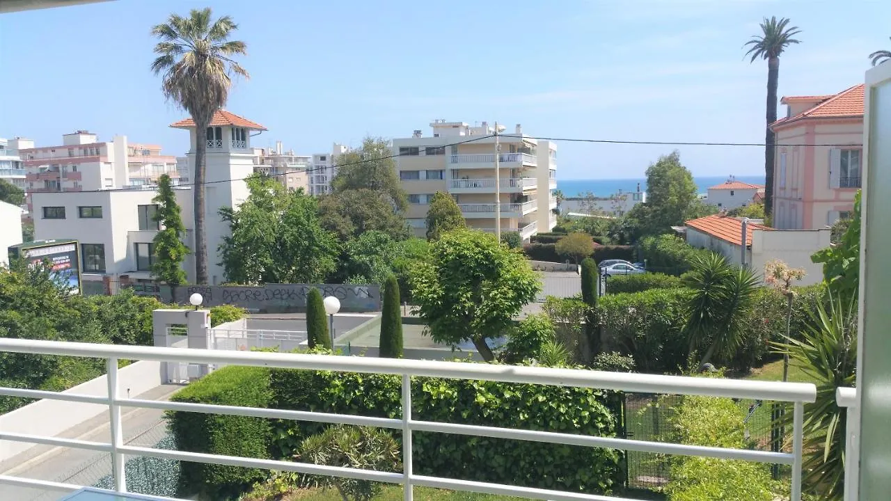 Les Jardins De La Libertes kontakt