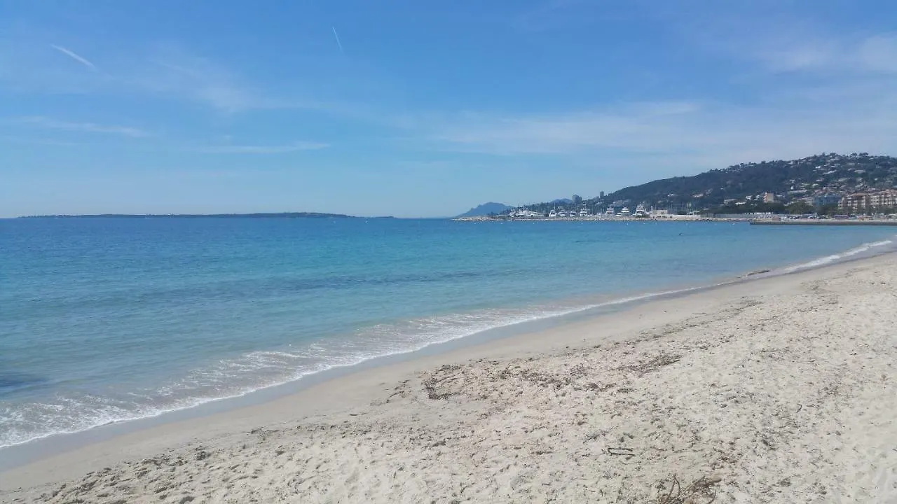 Les Jardins De La Liberte Lägenhet Golfe-Juan